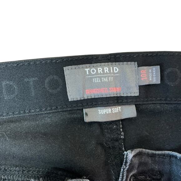 Torrid Bombshell Skinny Jeans Women Sz 10R Black Stretch Denim 30X 28 Super Soft - Picture 4 of 9